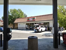 7-Eleven logo