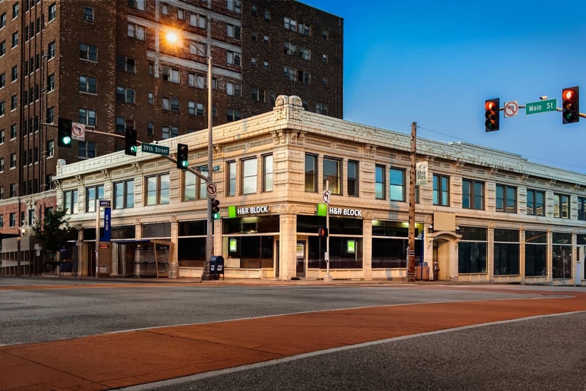 H&R Block photo 1