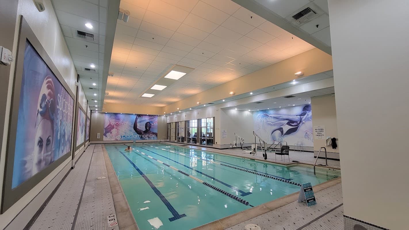 LA Fitness photo 1