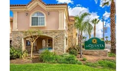 La Quinta Inn & Suites Moreno Valley logo
