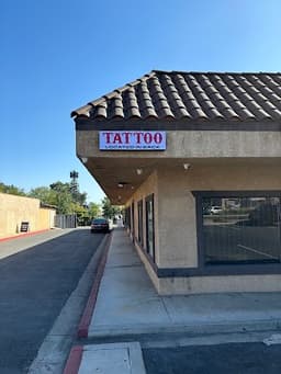 Showtime Tattoo Gallery logo