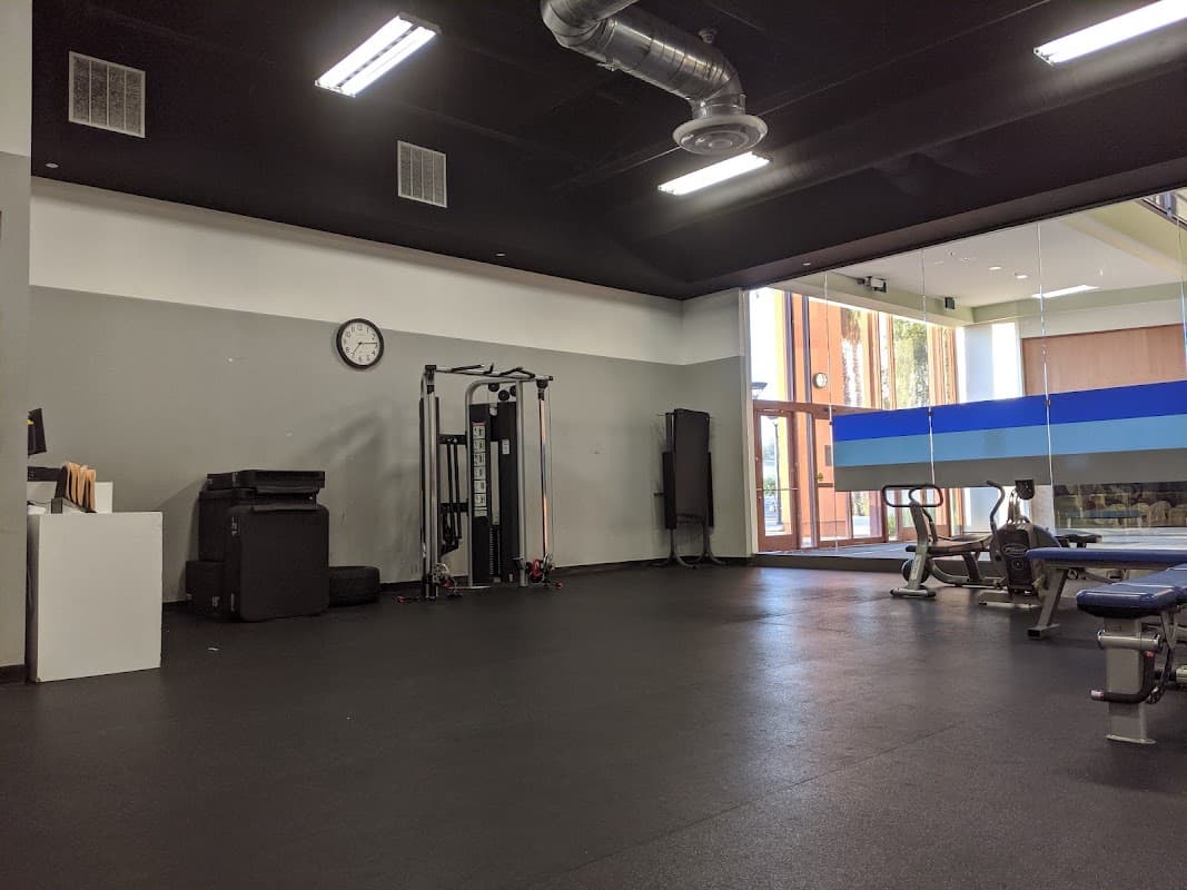 Crunch Fitness photo 2