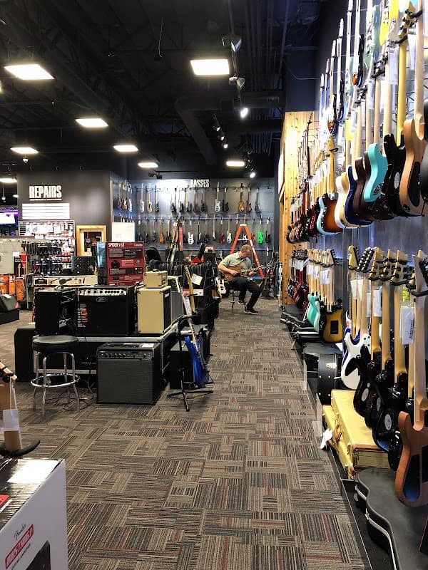 Guitar Center photo 1