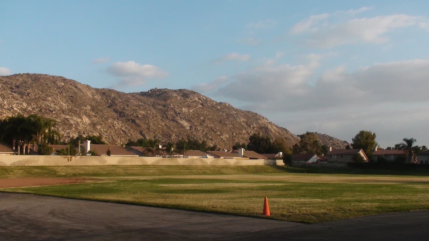 Vista Verde Middle School photo 1